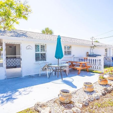 Bungalow 1 Minute From The Beach Suite #3 إنغلوود المظهر الخارجي الصورة