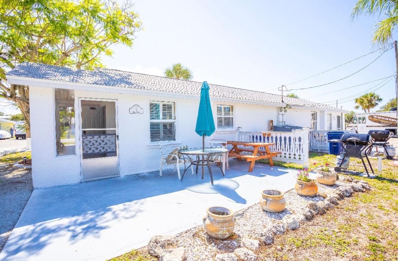 Bungalow 1 Minute From The Beach Suite #3 إنغلوود المظهر الخارجي الصورة